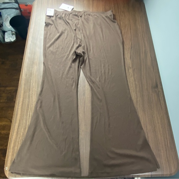 Nike Tight Fit Mid Rise Full Length Pants FV8000-237 Brown Woman’s Sz 2X - Picture 4 of 7